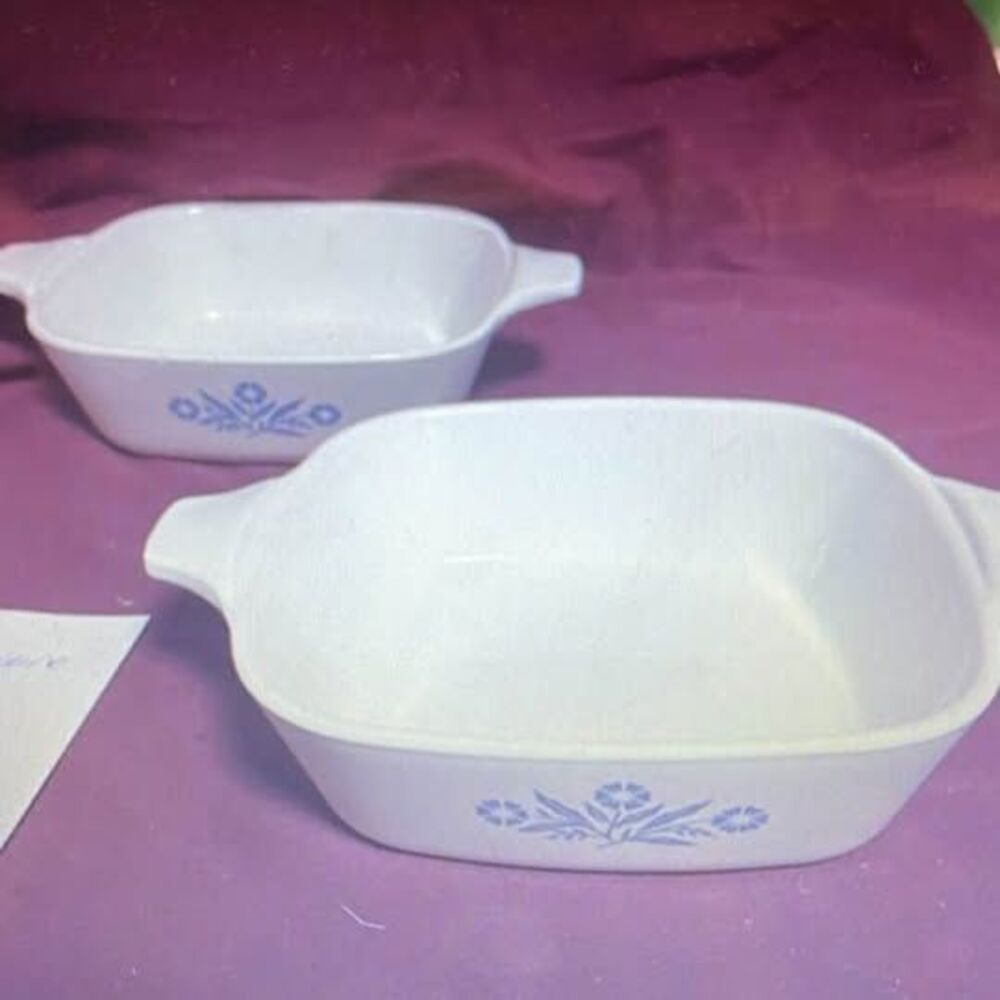 2 Corning Ware Blue Cornflower P-41-B 12 oz Casserole Dishes - Set of 2